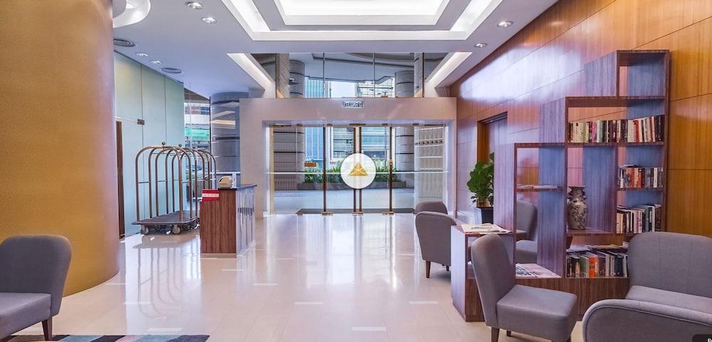 St Giles Gardens Hotel Kuala Lumpur Exterior foto The lobby of the hotel